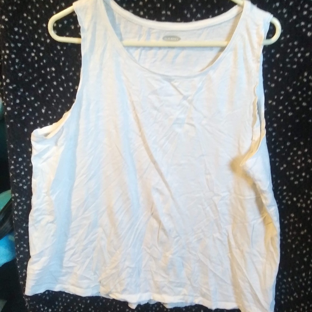 Old nevy XXL tank great condition no stains holes or snags.